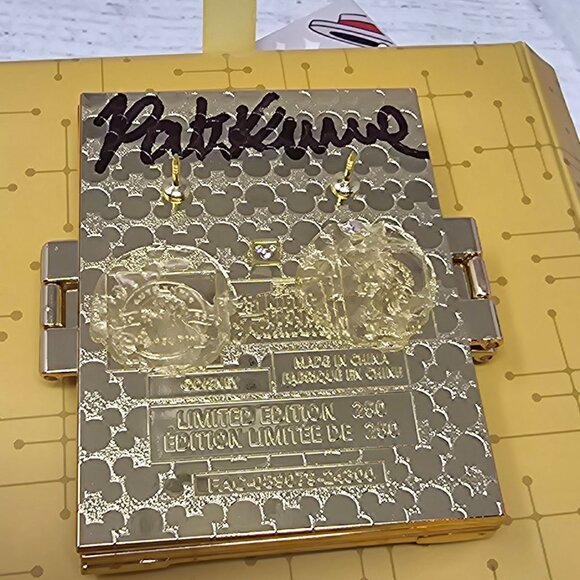 NEW! Disneyland Mickey strolling down Main Street Z fold LE 250 PIN ARTIST SIGNE - Picture 6 of 6